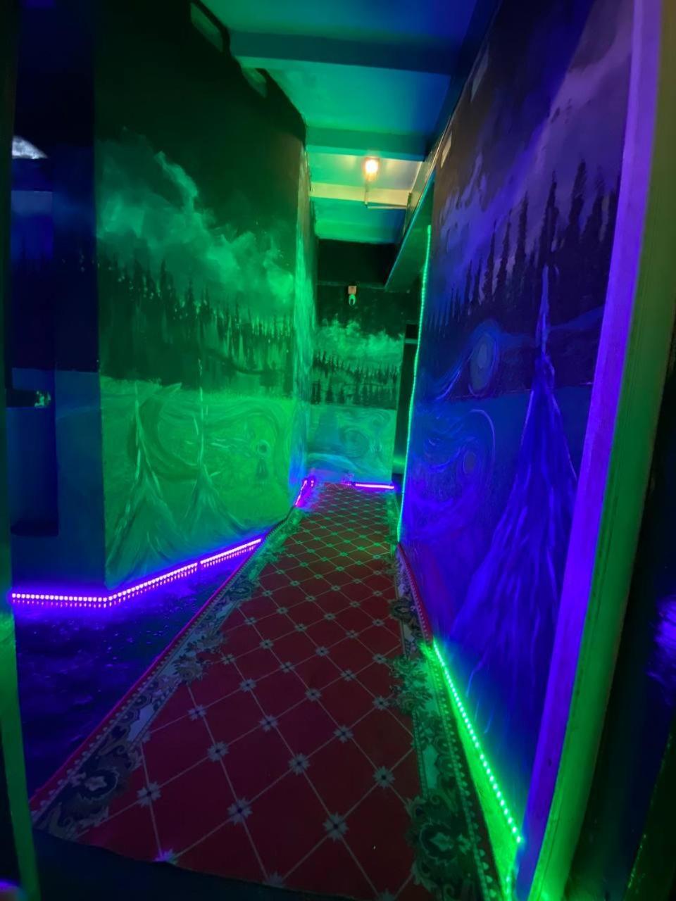Happiness Community Wake & Bake Hostel - Rooftop Bar & Bistro Pattaya Eksteriør bilde